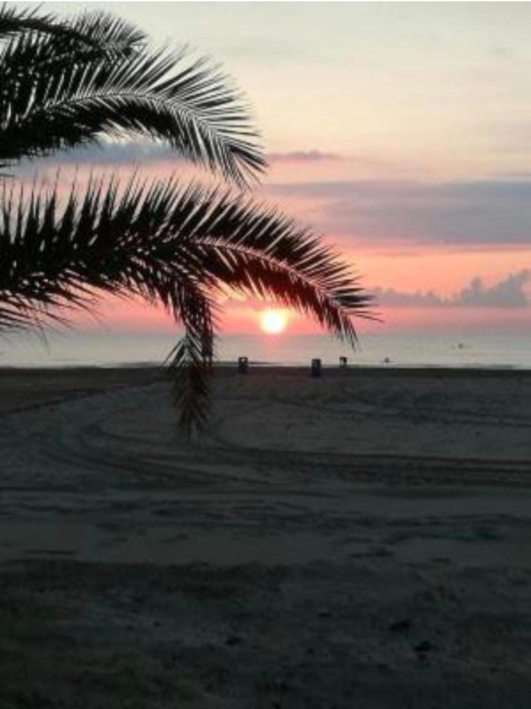 Vacances A La Plage Puerto de Sagunto Bagian luar foto